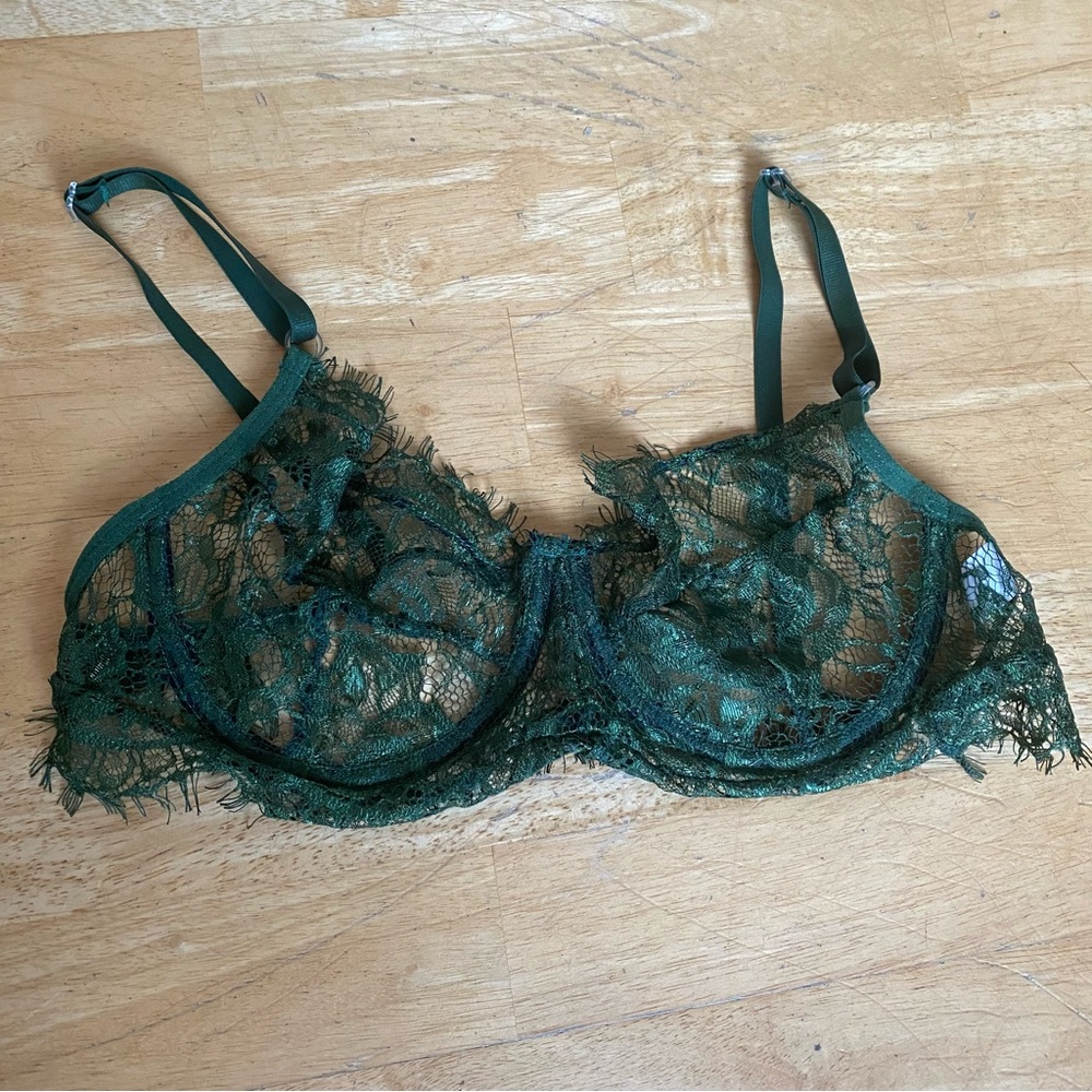 Green Lace Unlined Bra Size Medium
